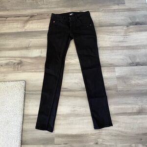 BLACK LOW RISE HUDSON SKINNY JEANS